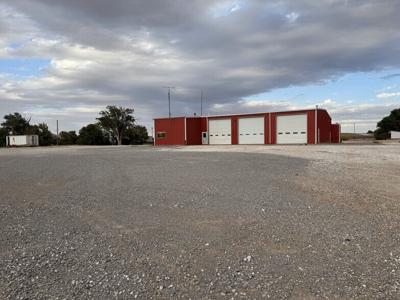 110 W Twelfth St, Ringwood, OK à vendre - Photo de l’immeuble – Image 3 sur 26