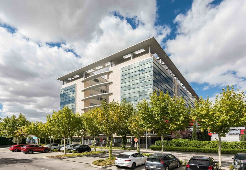 Calle Marie Curie, 17, Rivas-Vaciamadrid, Madrid à louer - Photo principale – Image 1 sur 26