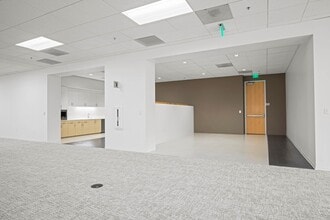 680 N McCarthy Blvd, Milpitas, CA à louer Photo intérieure– Image 1 sur 9