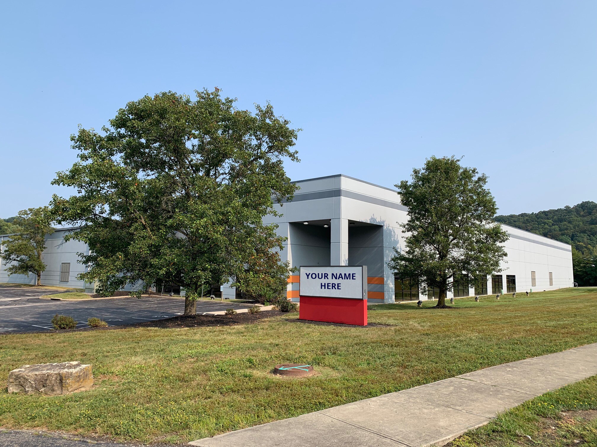 3780 Lake Park Dr, Covington, KY à louer Photo principale– Image 1 sur 5
