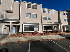 288 E Main St, Branford, CT à louer Photo intérieure– Image 2 sur 10