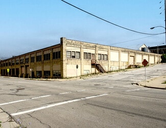 Plus de détails pour 1500-1538 W Saint Paul Ave, Milwaukee, WI - Industriel/Logistique à vendre