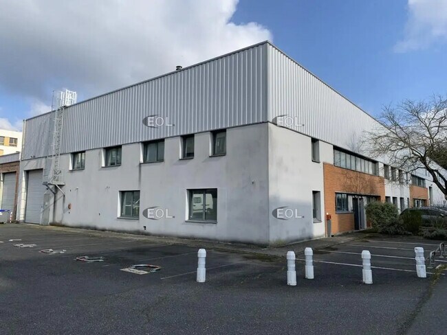 Plus de détails pour Industriel/Logistique à louer