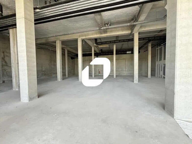 Local d'activités dans Bordeaux à vendre - Photo de l’immeuble – Image 1 sur 11