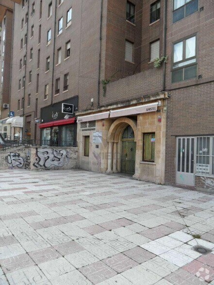 Local commercial dans Cuenca, Cuenca à louer - Photo intérieure – Image 1 sur 1