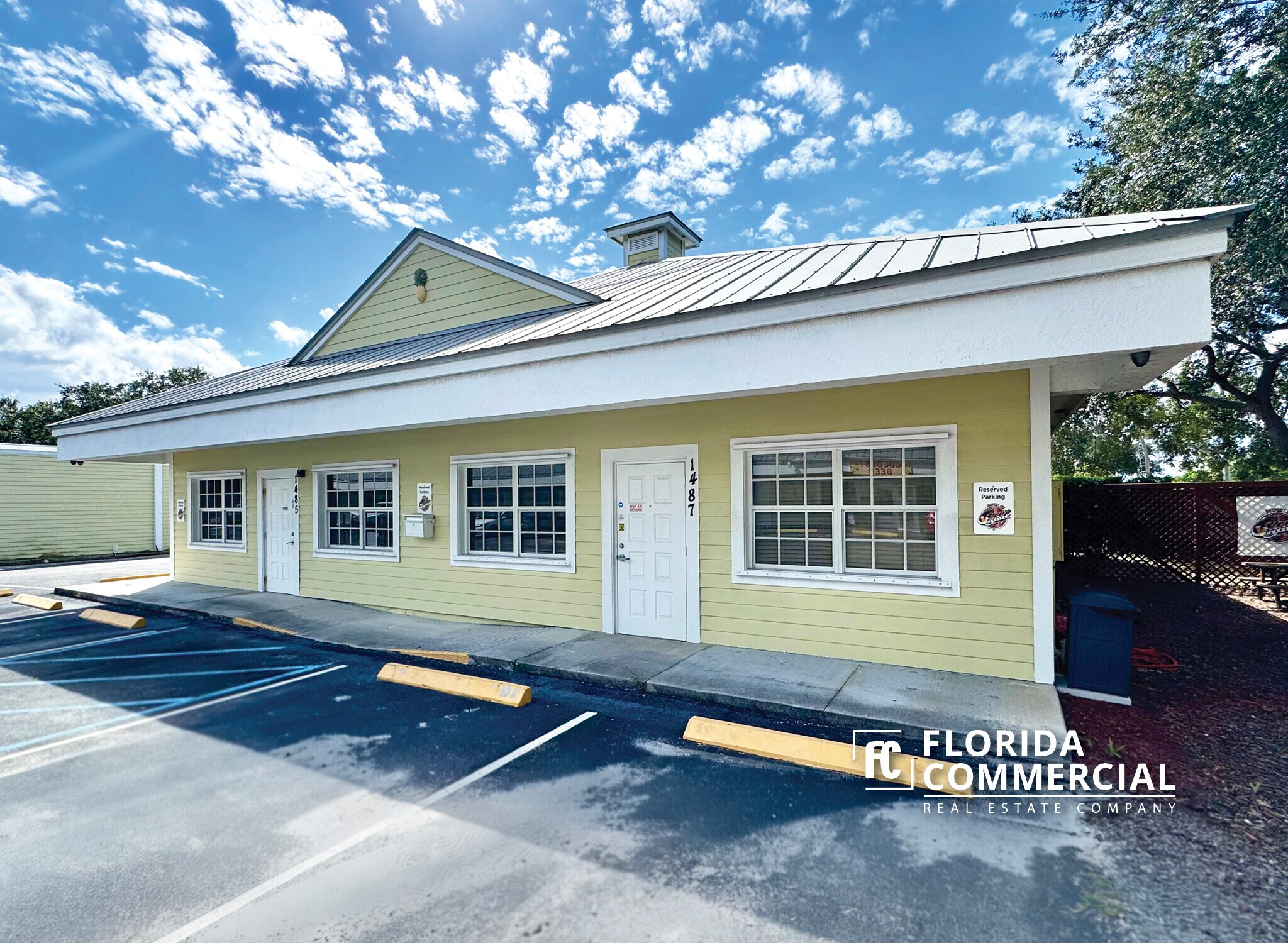 1485-1487 NE Jensen Beach Blvd, Jensen Beach, FL à louer Photo de l’immeuble– Image 1 sur 6