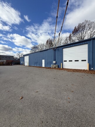 Plus de détails pour 17 Wolcott Ct, Boston, MA - Industriel/Logistique à louer