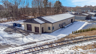 Plus de détails pour 42 Neal Ct, Plainville, CT - Industriel/Logistique à vendre