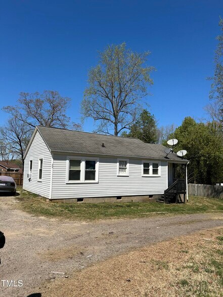 309 37th St SW, Hickory, NC à vendre - Photo principale – Image 1 sur 8