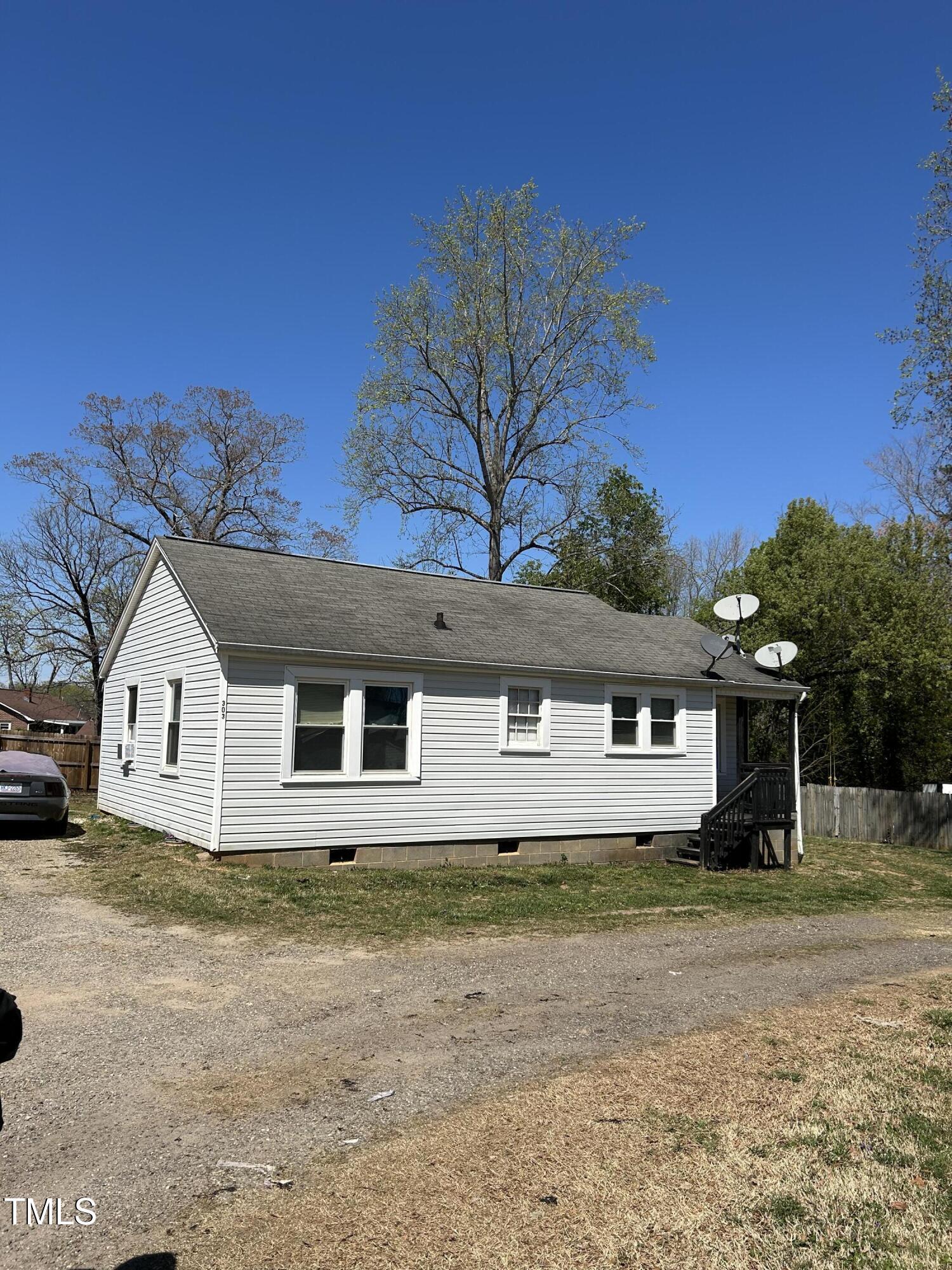 309 37th St SW, Hickory, NC à vendre Photo principale– Image 1 sur 9