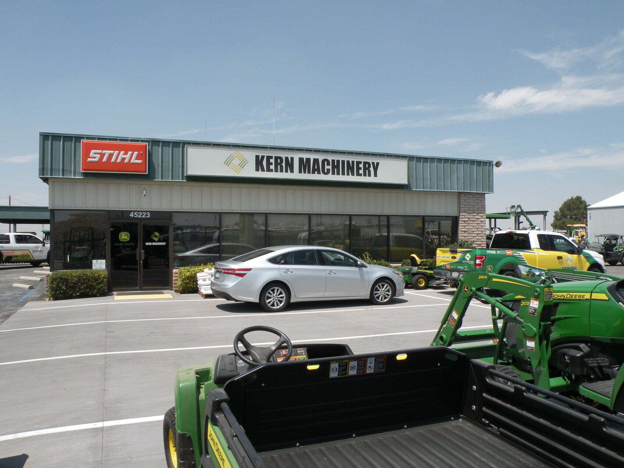 45223 23rd St W, Lancaster, CA à vendre Photo principale– Image 1 sur 33