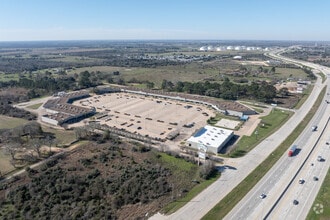 3701 Outlet Center Dr, Sealy, TX - Vue aérienne vue de carte - Image1