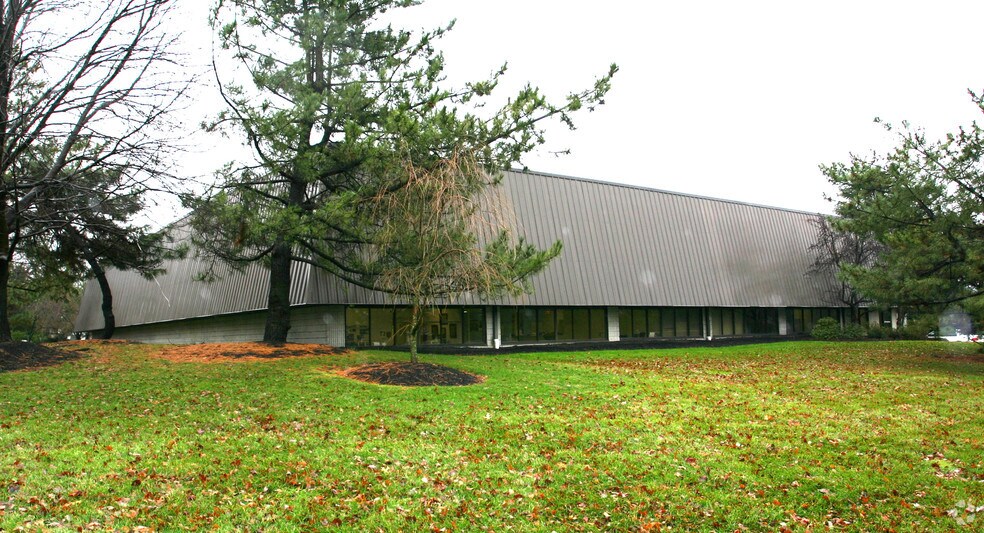 1835 Underwood Blvd, Delran, NJ à louer - Photo de l’immeuble – Image 2 sur 4