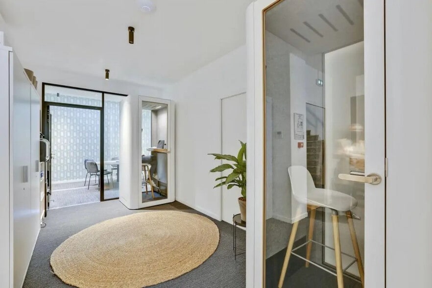 31 Cite D'Antin, Paris à louer - Photo de l’immeuble – Image 2 sur 5
