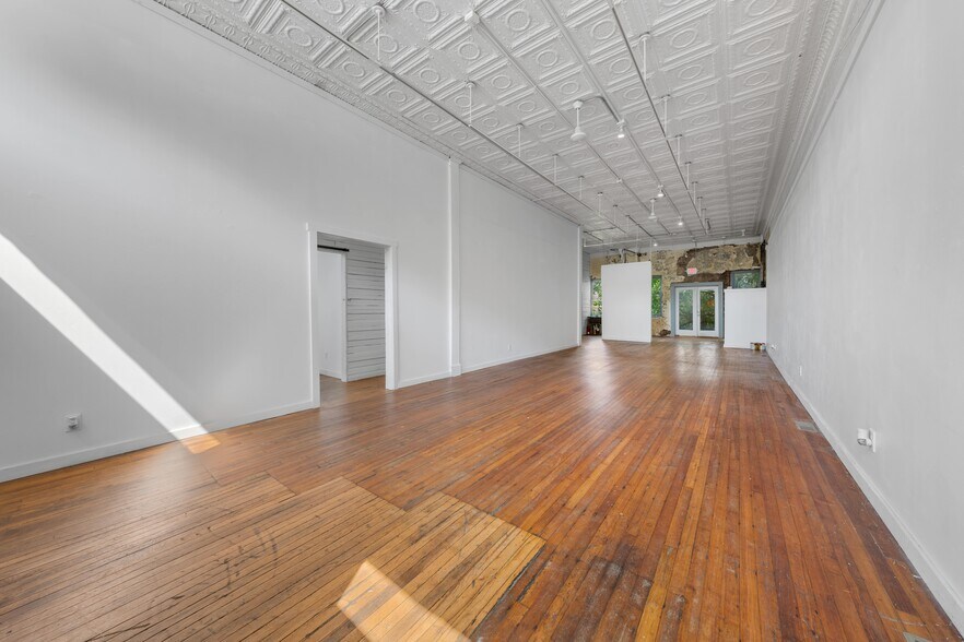 947 E Main St, Durham, NC à vendre - Photo de l’immeuble – Image 3 sur 8