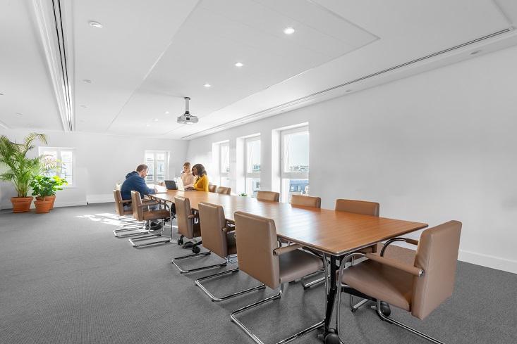 Espace de coworking dans Paris à louer - Photo intérieure – Image 3 sur 10