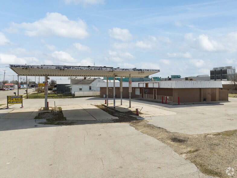 1525 W Alexis Rd, Toledo, OH à vendre - Photo de l’immeuble – Image 2 sur 6
