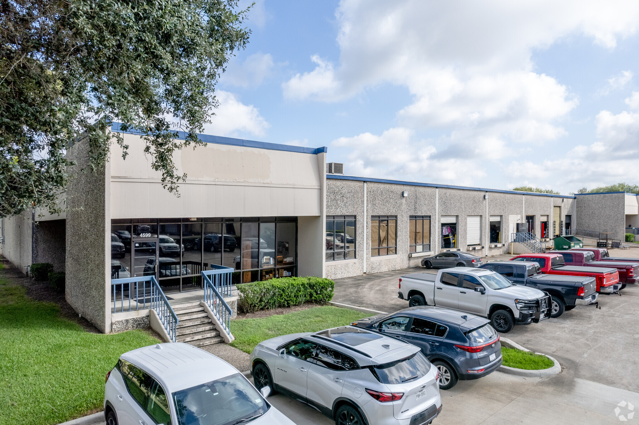 4551-4599 S Wayside Dr, Houston, TX à louer Photo principale– Image 1 sur 7