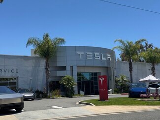 Plus de détails pour 3020 Pullman St, Costa Mesa, CA - Local commercial à vendre