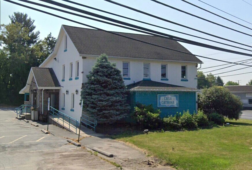 1905 Brookside Rd, Macungie, PA à louer - Photo principale – Image 1 sur 1