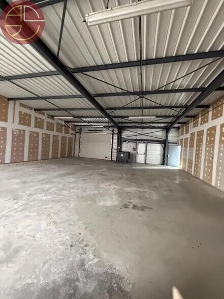 Industriel/Logistique dans Beaupuy à vendre - Photo intérieure – Image 2 sur 10