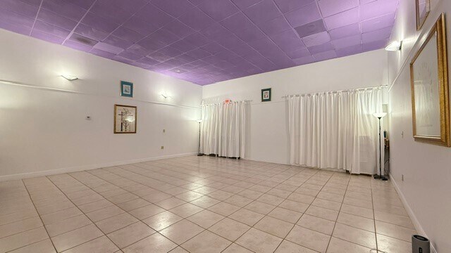 1651 W 37th St, Hialeah, FL à vendre - Photo de l’immeuble – Image 2 sur 31