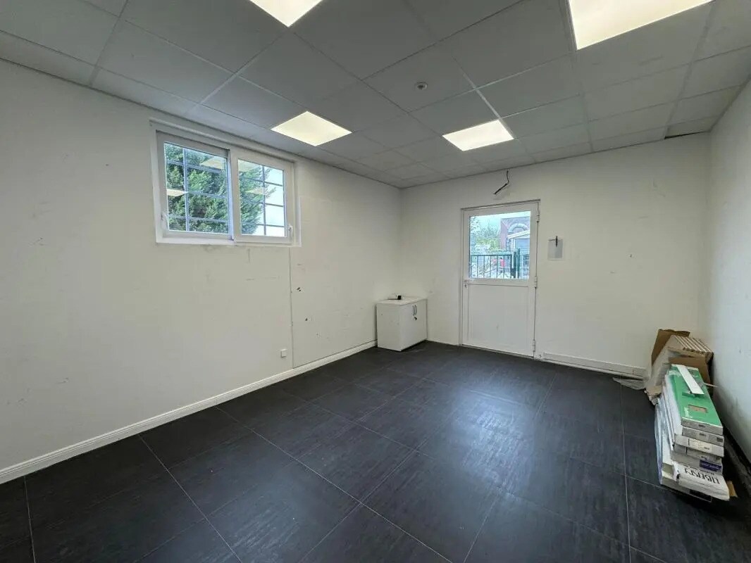 Local d’activités dans Conflans-Sainte-Honorine à louer Photo intérieure– Image 1 sur 4