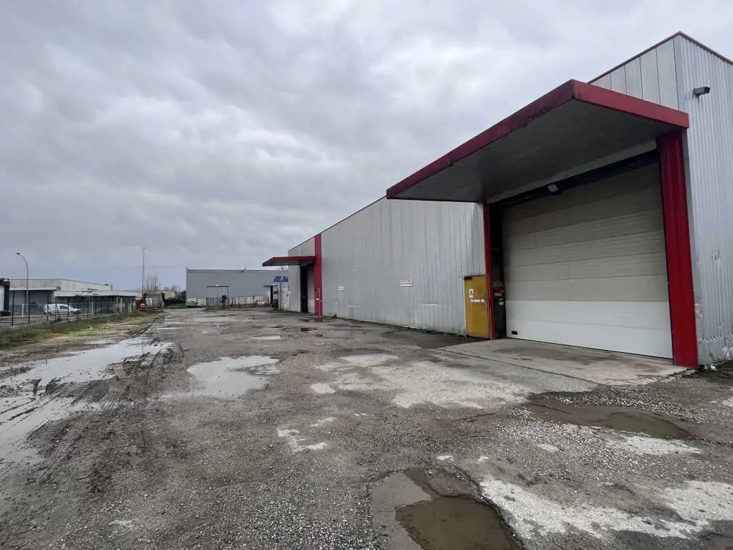 Bureau dans Bordeaux à louer Photo de l’immeuble– Image 1 sur 15