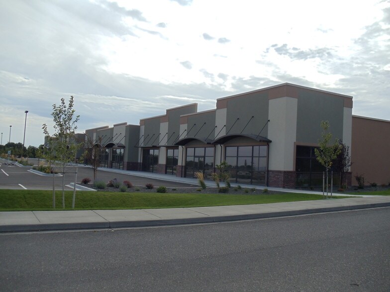 2909 S Quillan St, Kennewick, WA à louer - Photo principale – Image 1 sur 5