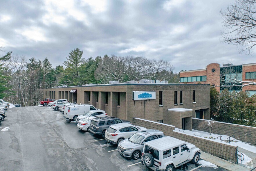 318-320 Bear Hill Rd, Waltham, MA à louer - Photo principale – Image 1 sur 5