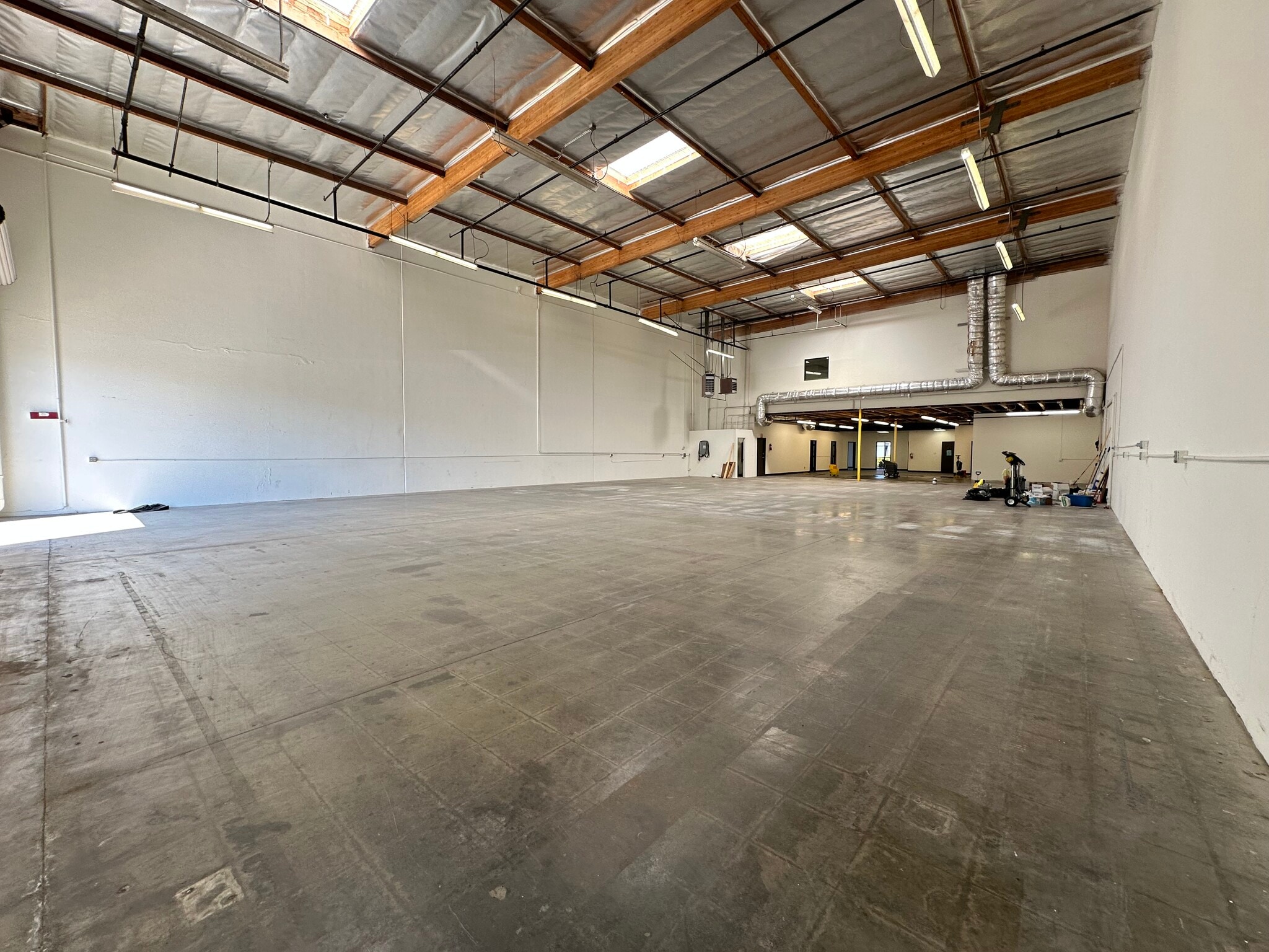 24922 Anza Dr, Valencia, CA à louer Photo intérieure– Image 1 sur 17