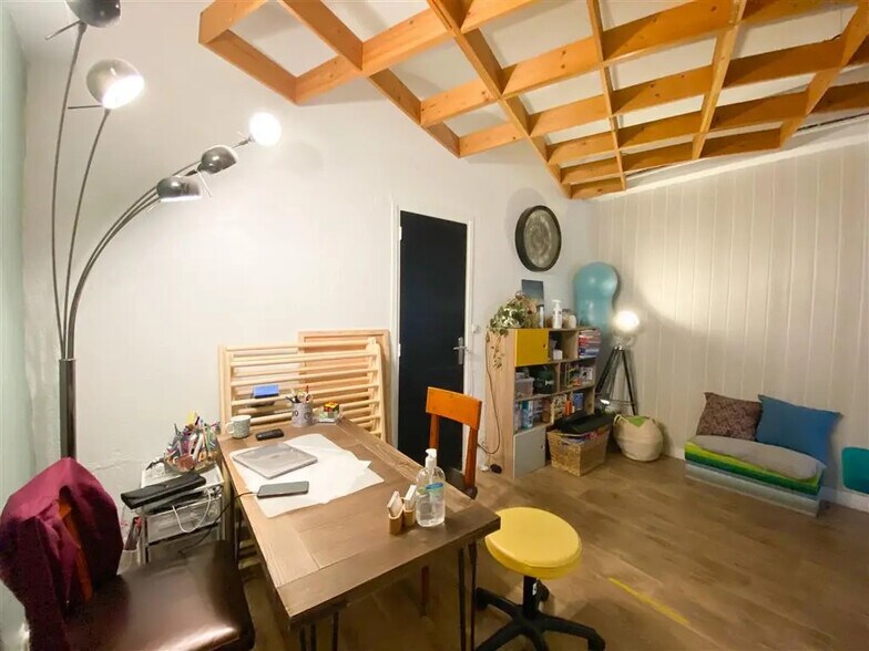 Bureau dans Paris à louer - Photo de l’immeuble – Image 2 sur 8