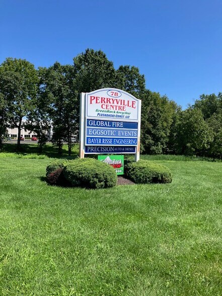 78 W State Route 173, Asbury, NJ à vendre - Photo de l’immeuble – Image 3 sur 17