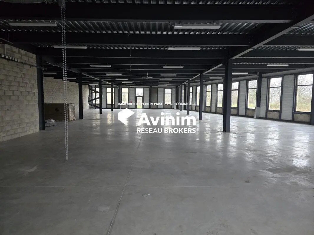 Bureau dans Tremblay-en-France à vendre Photo de l’immeuble– Image 1 sur 10