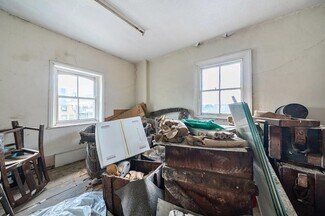 Plus de détails pour 151 Whitechapel Rd, Londres - Local commercial à louer