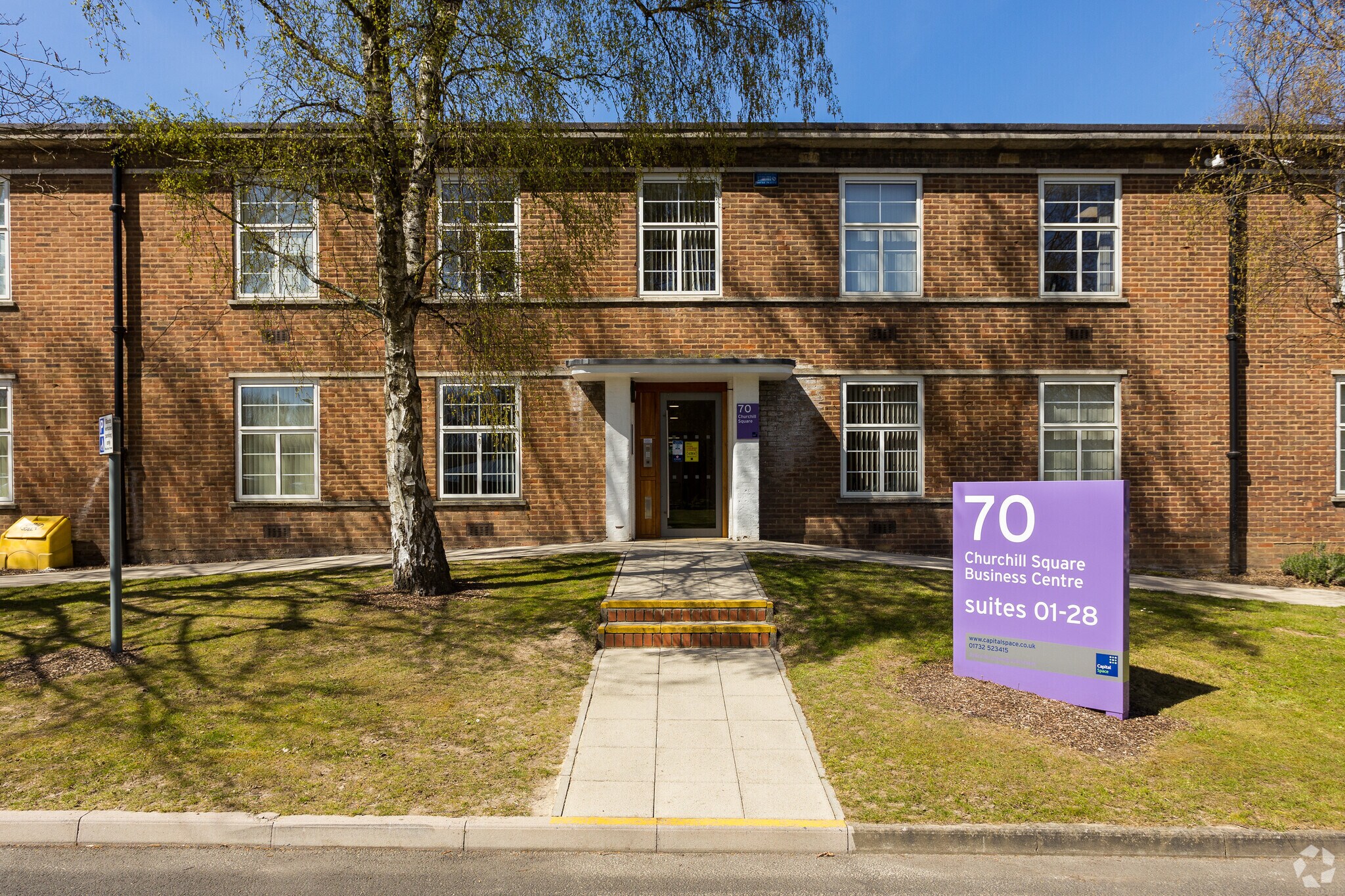 70 Churchill Sq, West Malling à louer Photo principale– Image 1 sur 5