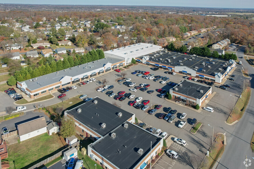 125 Olde Greenwich Dr, Fredericksburg, VA à louer - Aérien – Image 3 sur 5