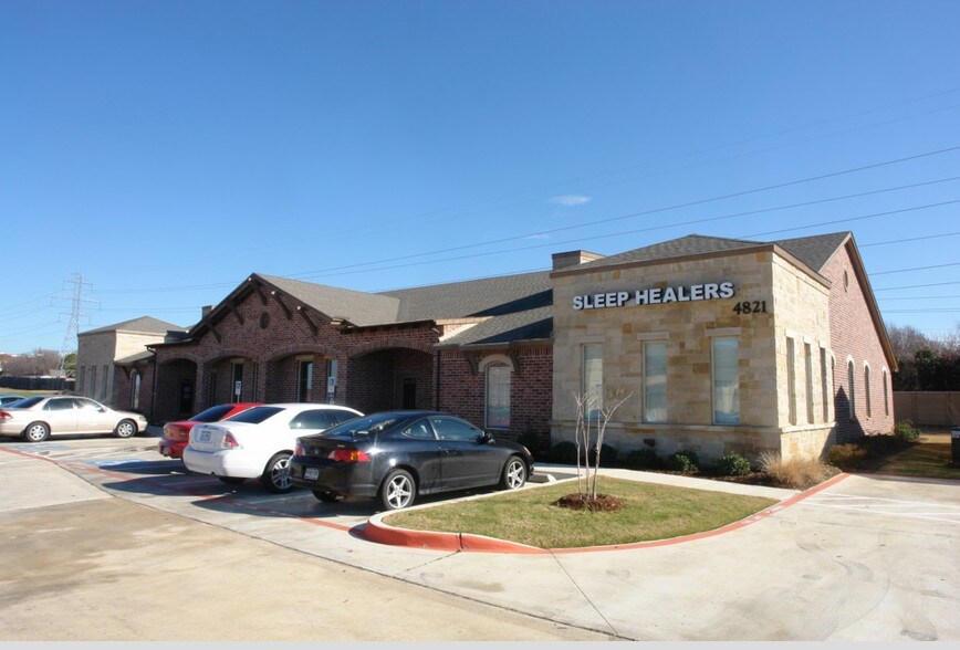 4841 Merlot Ave, Grapevine, TX à vendre - Photo de l’immeuble – Image 3 sur 11