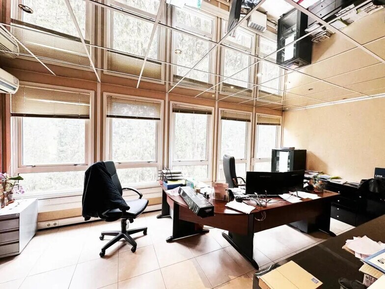 Industriel/Logistique dans Le Cannet à vendre - Photo intérieure – Image 3 sur 6