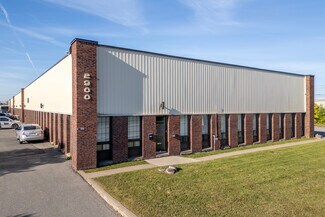 Plus de détails pour 2900-2990 Rue Halpern, Montréal, QC - Industriel/Logistique à louer