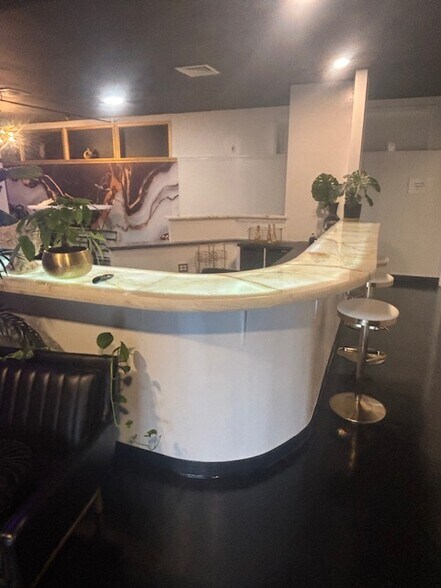 6430 Tacoma Mall Blvd, Tacoma, WA à louer - Photo intérieure – Image 2 sur 11