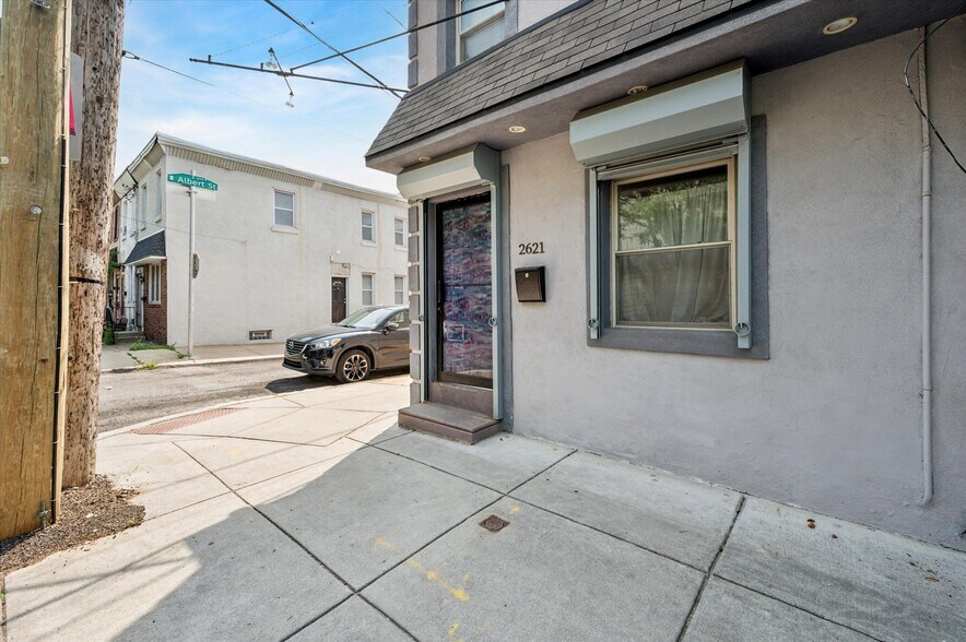 2621 Sepviva St, Philadelphia, PA à vendre - Photo de l’immeuble – Image 3 sur 26