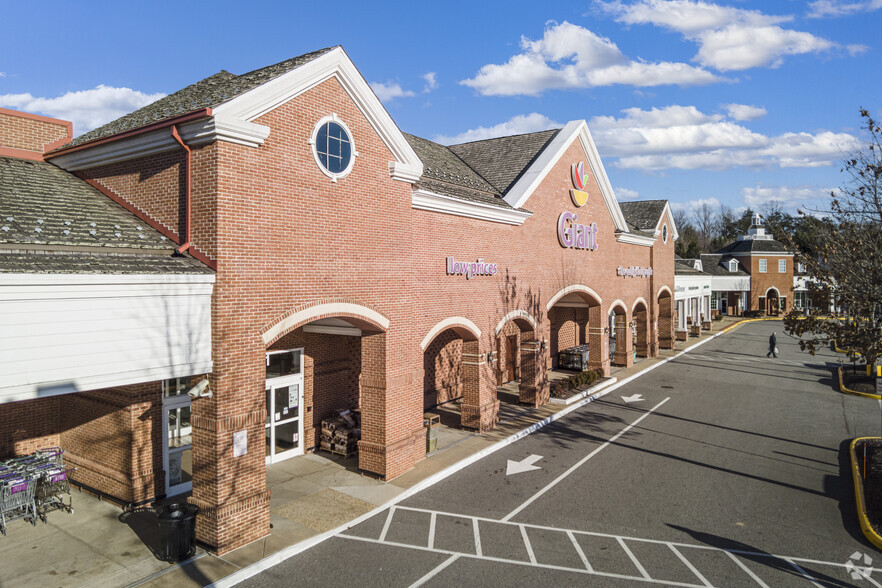8919-8981 Ox Rd, Lorton, VA à louer - Photo de l’immeuble – Image 2 sur 6