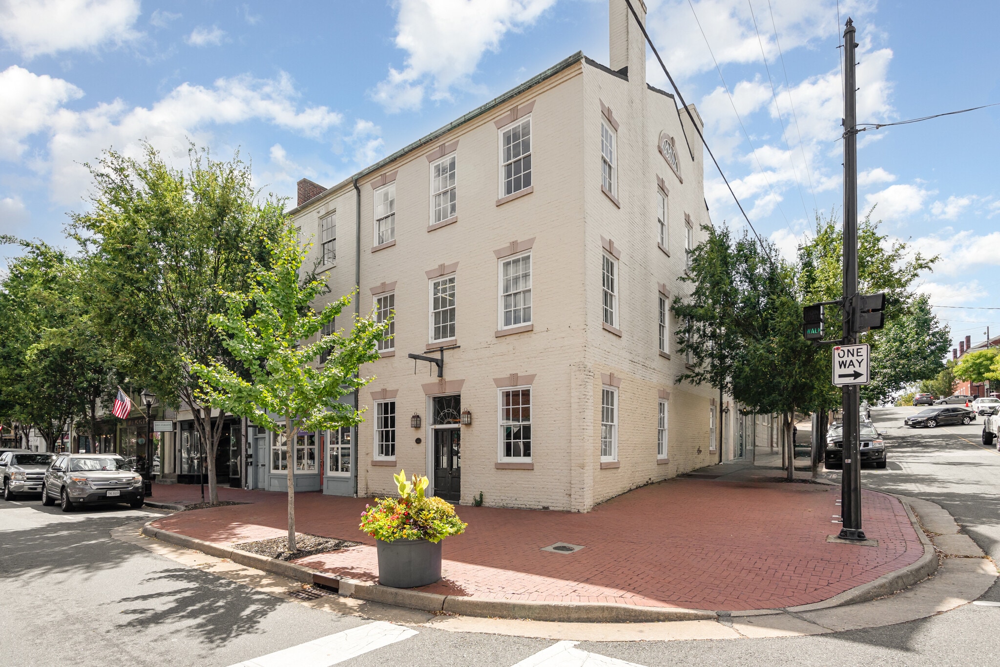 826 Caroline St, Fredericksburg, VA à louer Photo intérieure– Image 1 sur 13