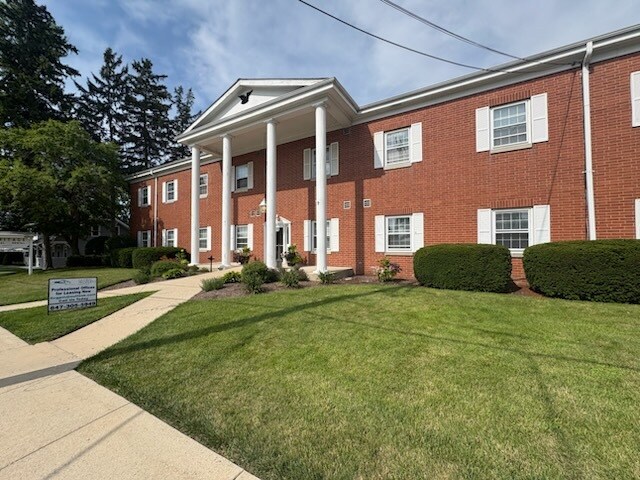 800 Main St, Antioch, IL à louer - Photo de l’immeuble – Image 3 sur 24