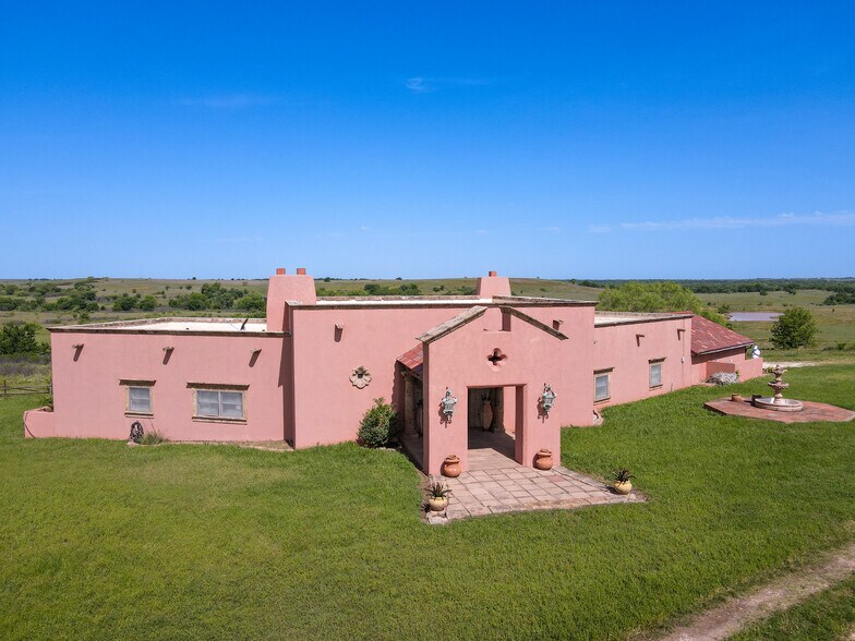 13275 FM 2332, Henrietta, TX à vendre - Photo de l’immeuble – Image 3 sur 24