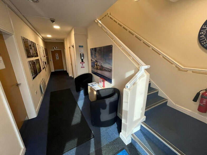 Adlington Park, Macclesfield à louer - Photo de l’immeuble – Image 3 sur 28