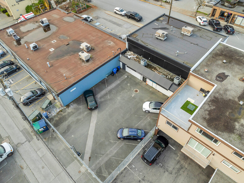 22338 Selkirk Av, Maple Ridge, BC à vendre - Photo de l’immeuble – Image 3 sur 3