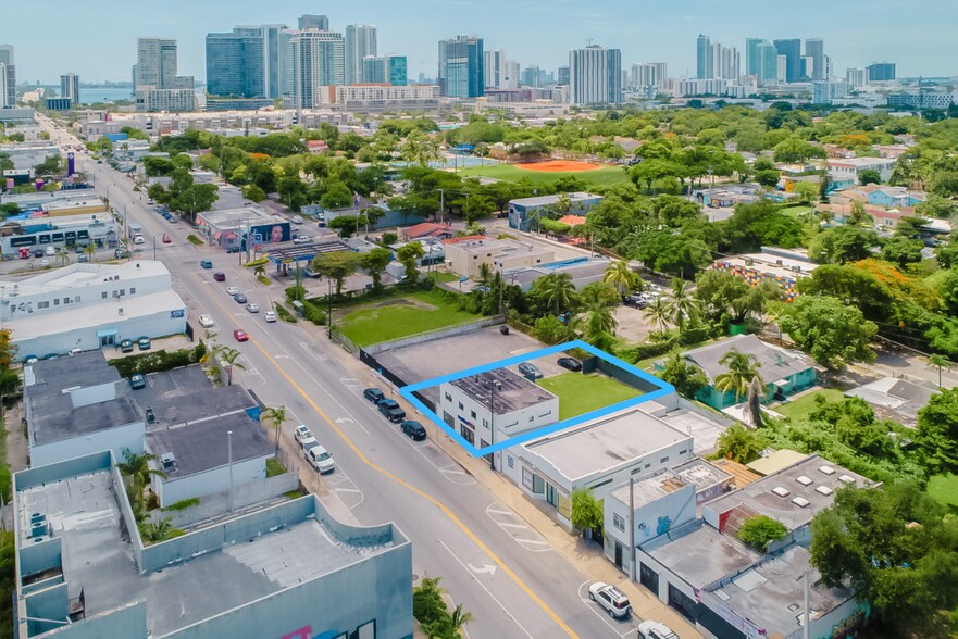 254 NW 36th St, Miami, FL à louer - Photo de l’immeuble – Image 2 sur 6