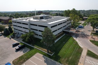 Plus de détails pour 2829 Westown Pky, West Des Moines, IA - Bureau à louer